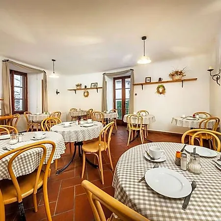 Barbakan Hotel 3*