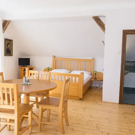 Barbakan Hotel Cesky Krumlov