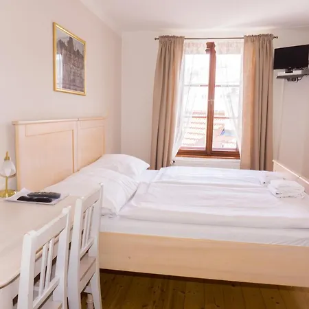 Barbakan Hotel 3*